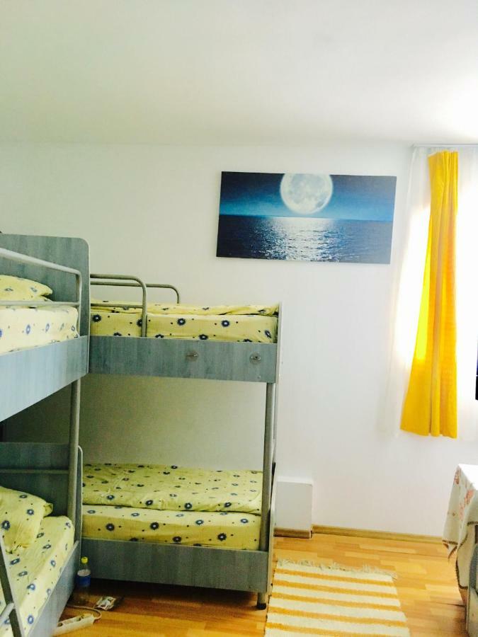 Rolling Stone Hostel 브라쇼브 외부 사진